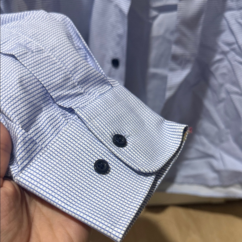 Men's Light Blue Dress Shirt - Tailored Spread Collar - Picture 2 of 7